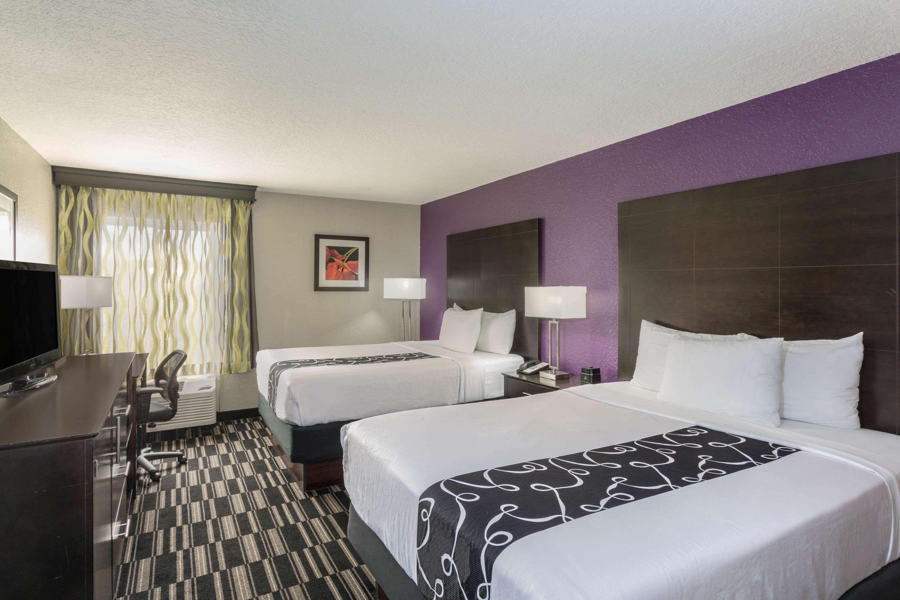 La Quinta By Wyndham Orlando Universal Area - Free Shuttle To Universal Hotel Exterior photo